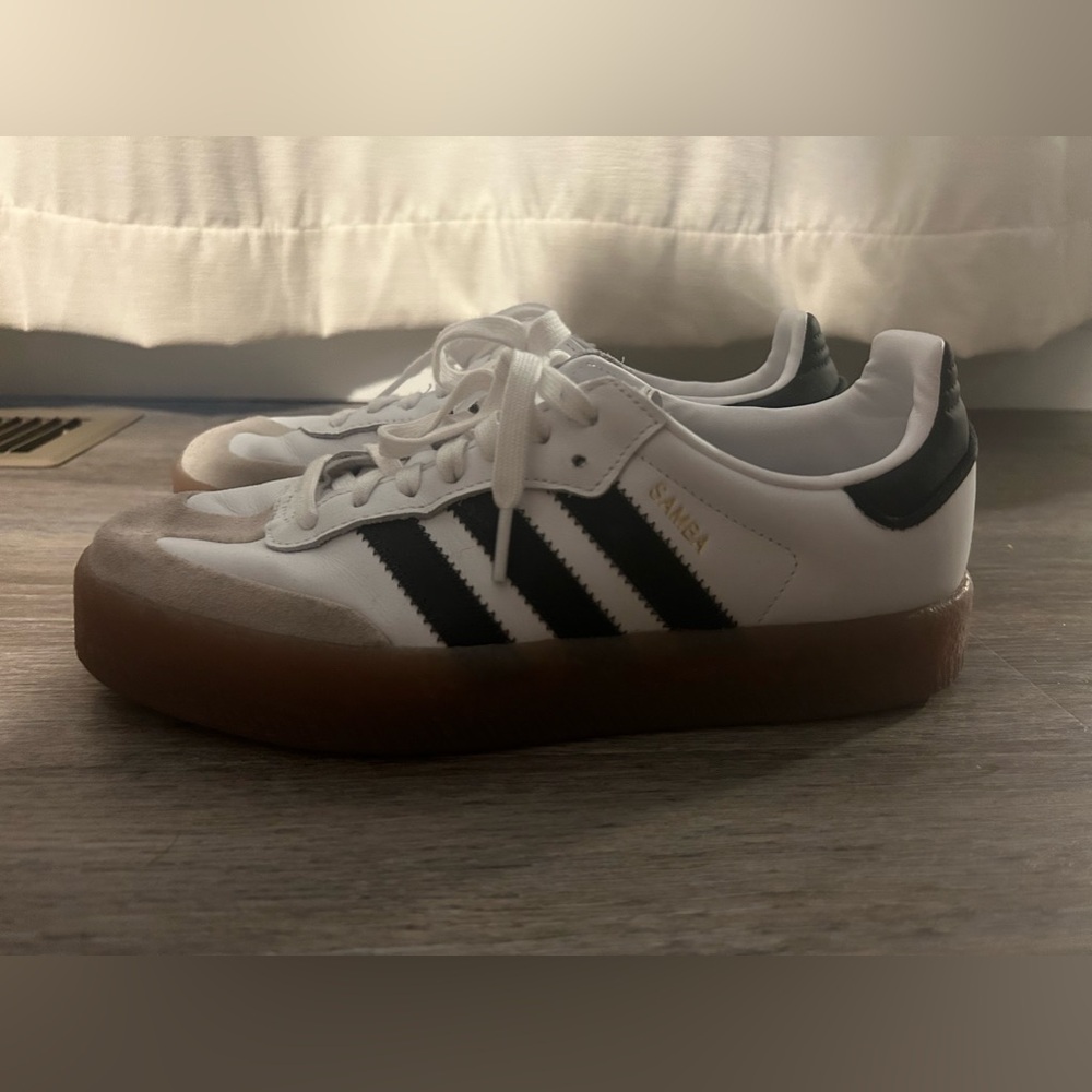 Women’s adidas sambae (platform)